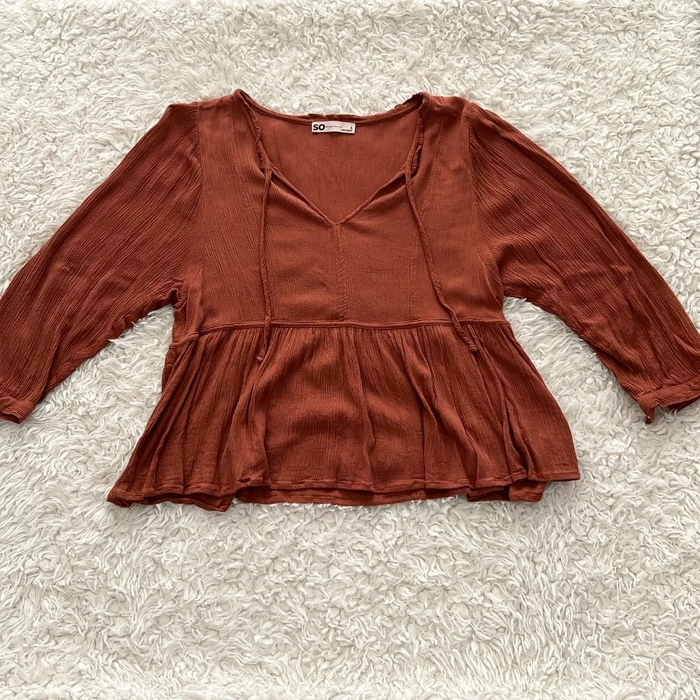 SO Mid-Sleeve Women's Rust Top Boho Flowy V-Neck Indie Size Small